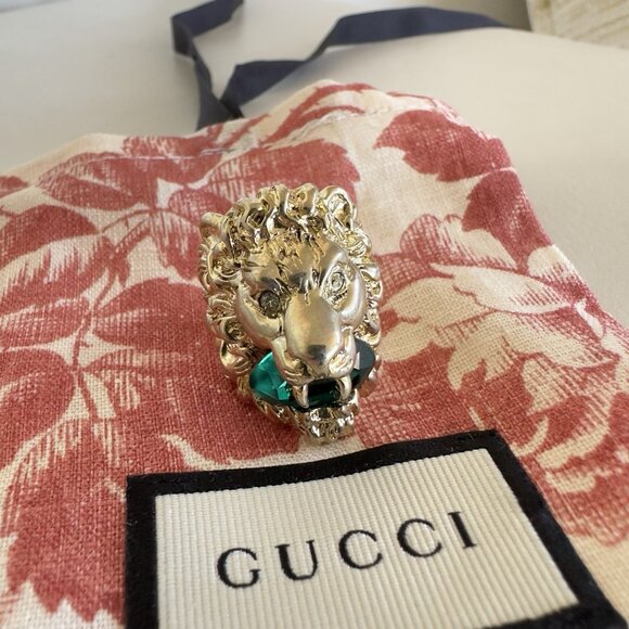 NEW Authentic Gucci Lion Head Motif Gemstone Ring In Gold & Green Sz M 7.5 US - Picture 6 of 9